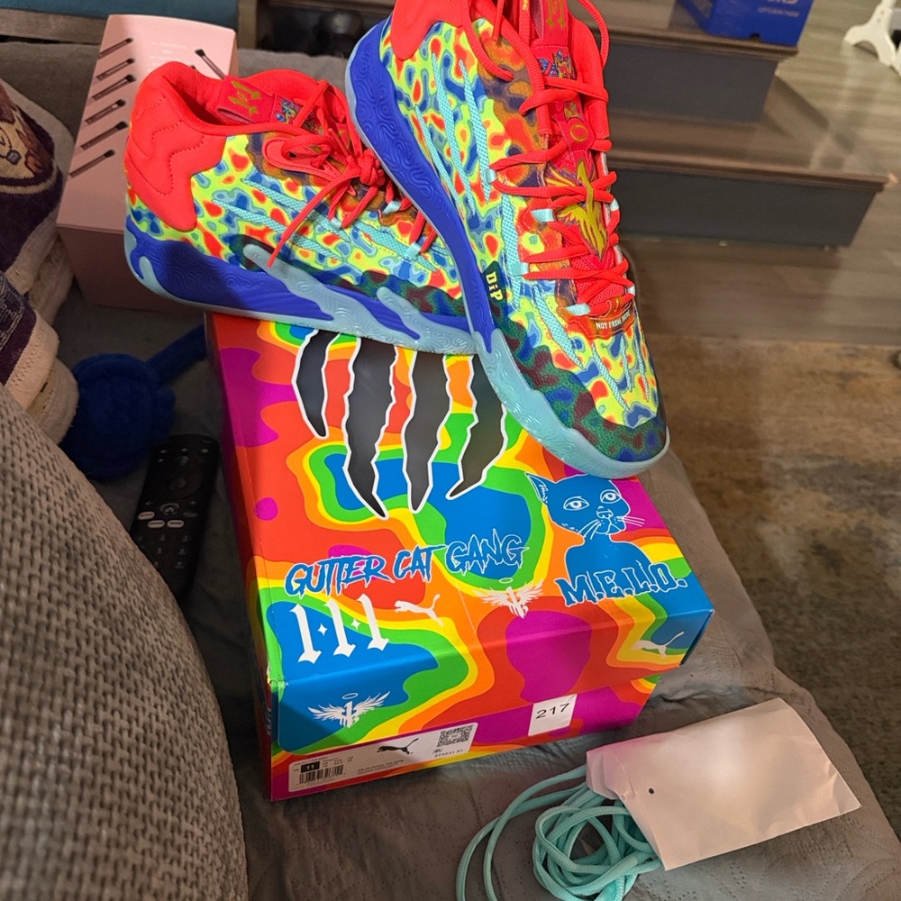 Limited Edition Melo Gutter Cat Gang Sneakers, Brand New men’s size 11